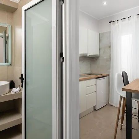 Aelia Apartment *
